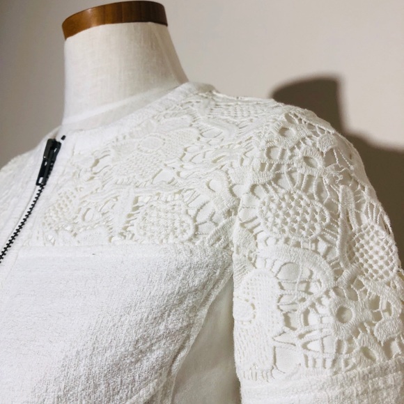 CAbi Jackets & Blazers - 💃 💃 💃 NWT CAbi lace jacket small